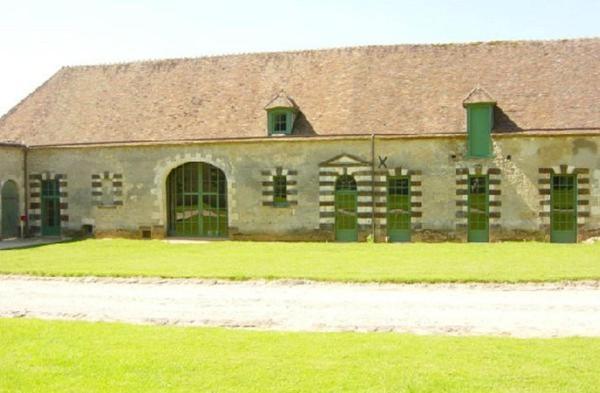 Chateau De Beaujeu Sens-Beaujeu Buitenkant foto